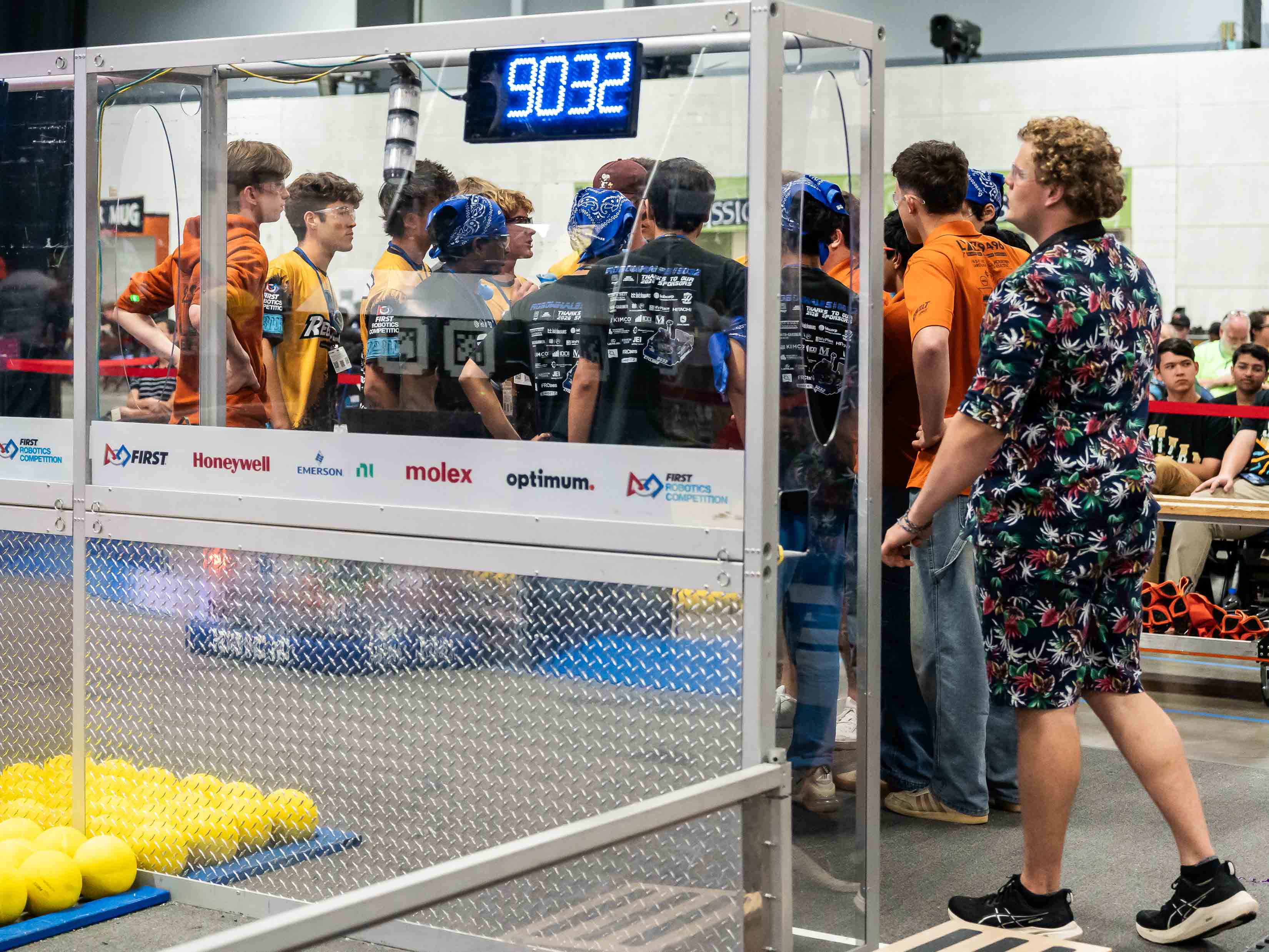 Robowhales team 9032 FRC team, Cary NC, Whirlpool Crescendo